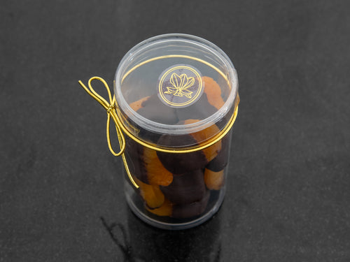 Apricots dipped in Chocolate